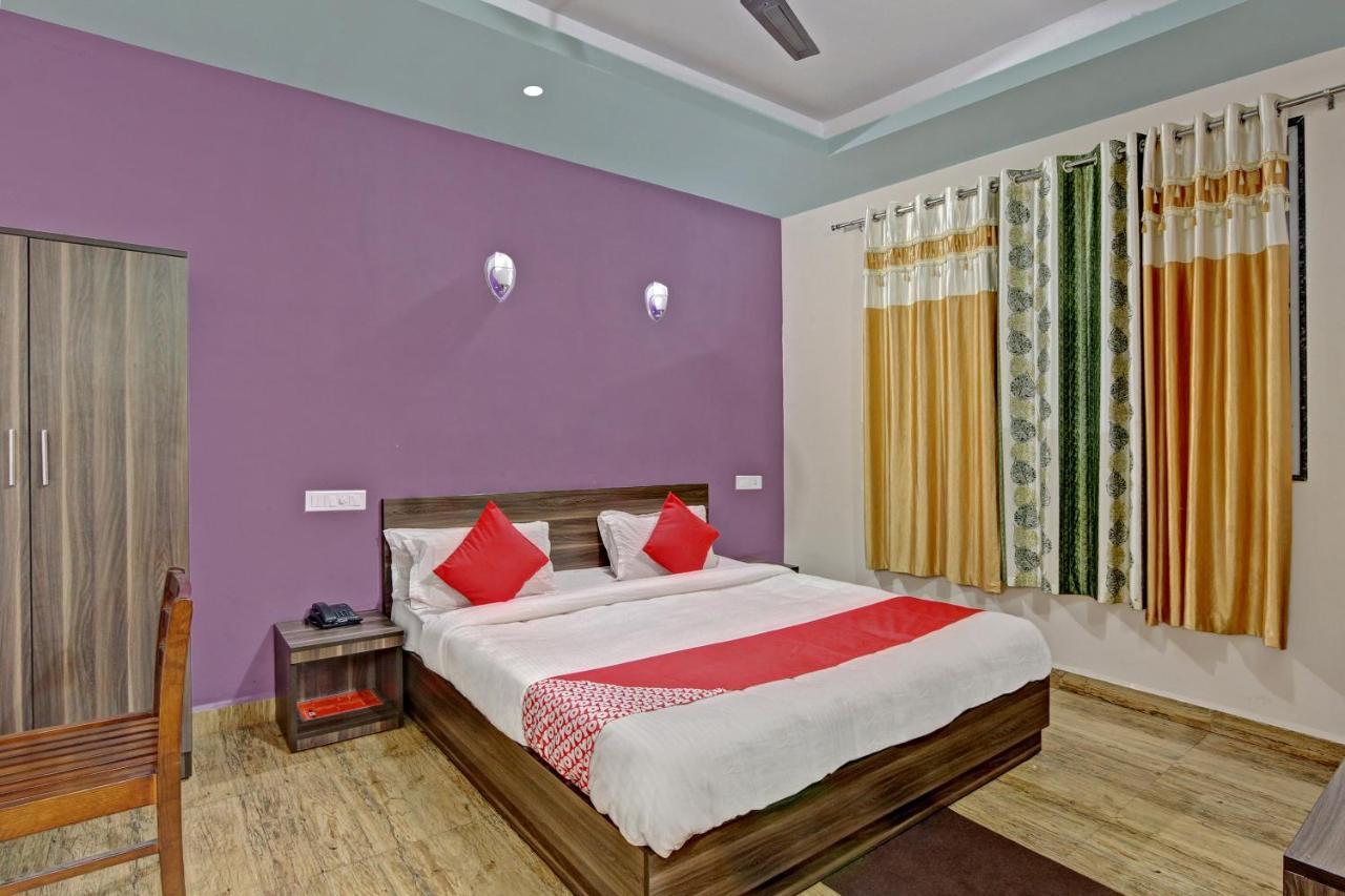 Oyo 48704 Rashi Farms Hotel Hubli Ngoại thất bức ảnh